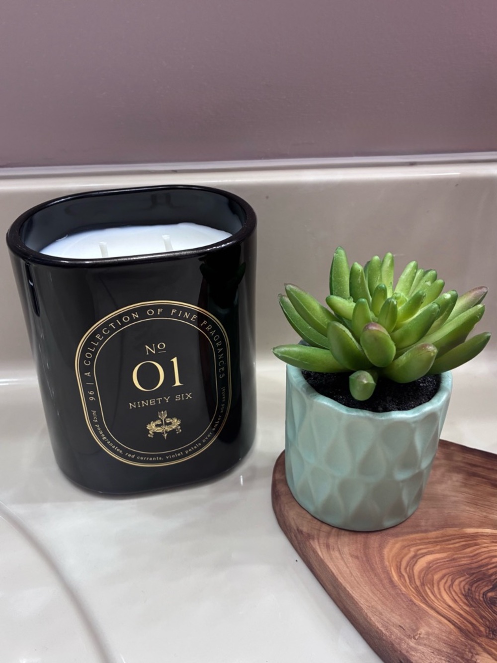 NEW Ninety Six DW HOME 01 Fine Fragrance black luxury Candle